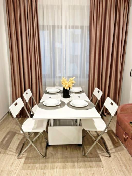 Cosy And Stylish Studio Bucureşti Eksteriør bilde